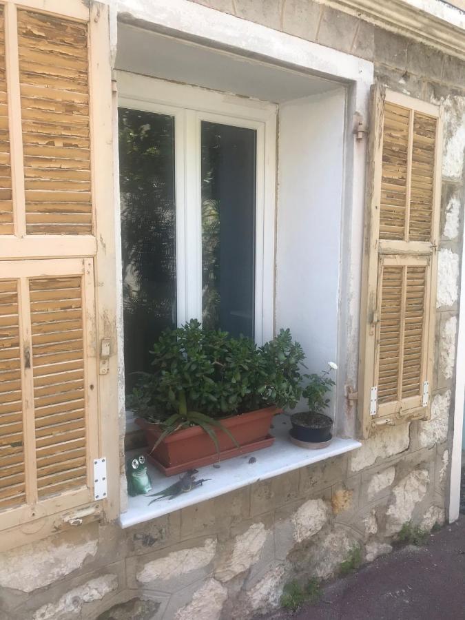 Villa Mon Reve Niza Exterior foto